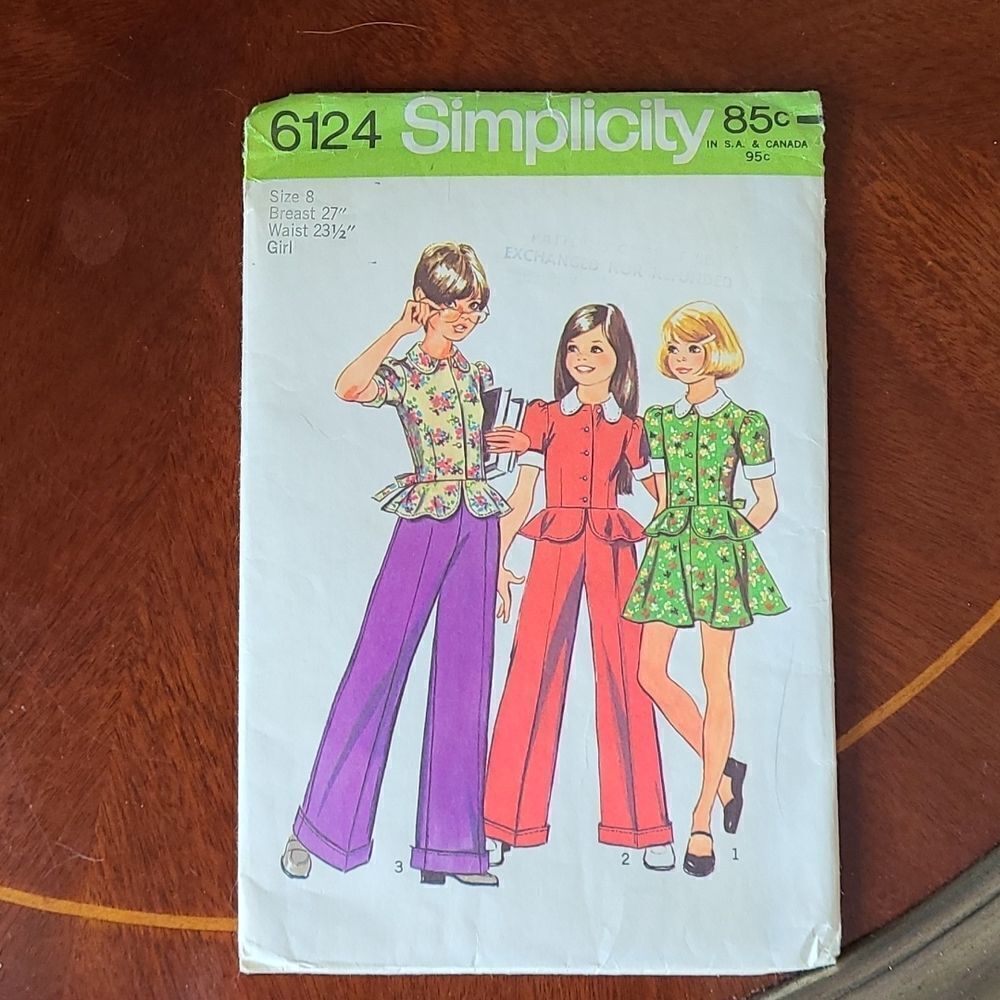 3/$15 Vintage 1973 Simplicity Top Shorts Skirt Pants sewing Pattern 6124 